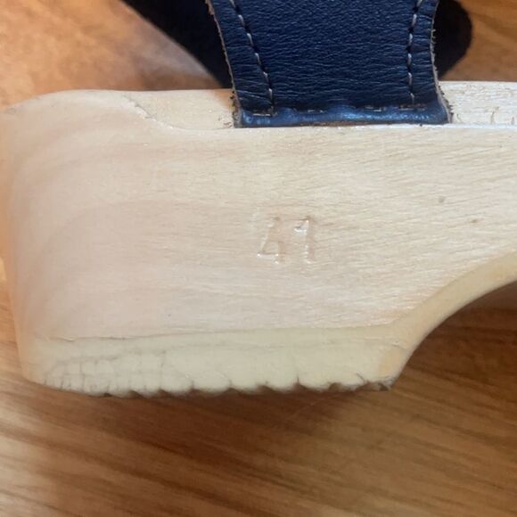 Sven navy blue strap clogs sz 41 - Picture 5 of 5